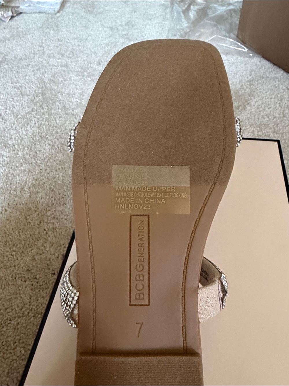 BCBGeneration Glannis Slide Sandal - Picture 4 of 5